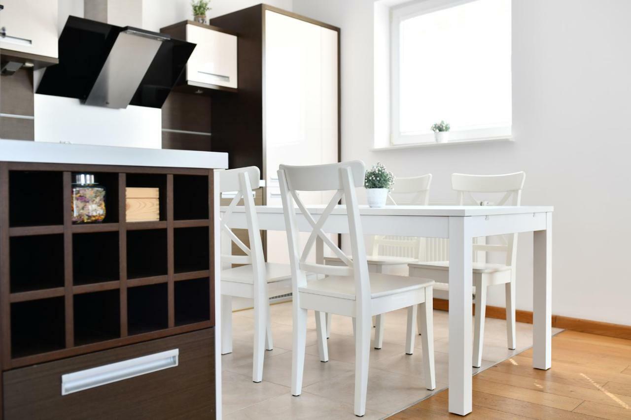 Apartamenty Navigator-Portowa 28 Kolobrzeg Luaran gambar